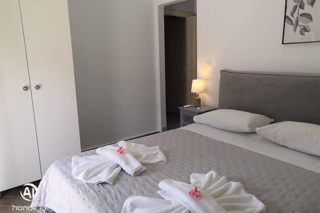 Lefko'S House- Contemporary, Fully Renovated House Villa Kassiopi Exterior photo